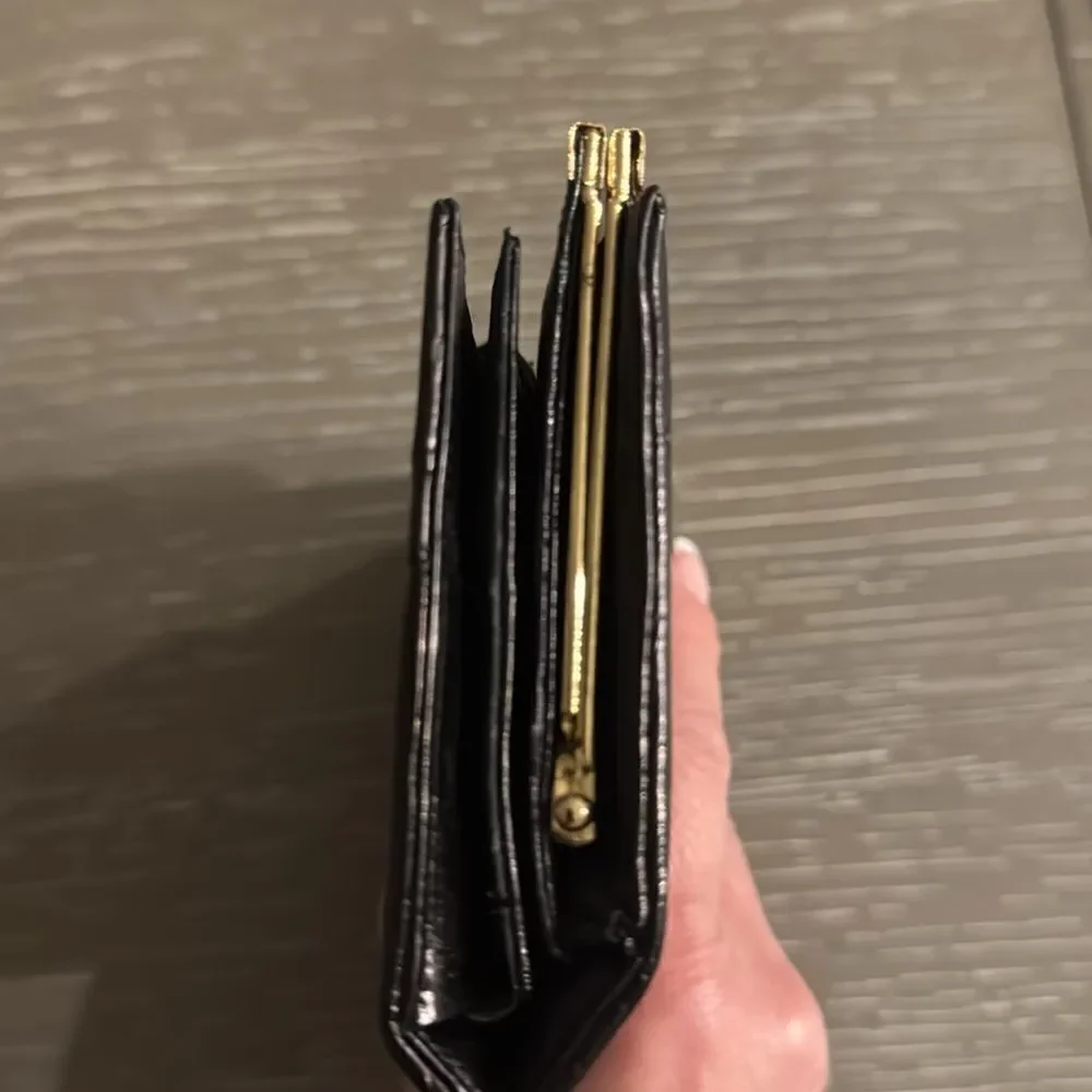 VINTAGE 1980s Brown Gold-Tone Structured EEL Skin Multi Compartment Snap Wallet